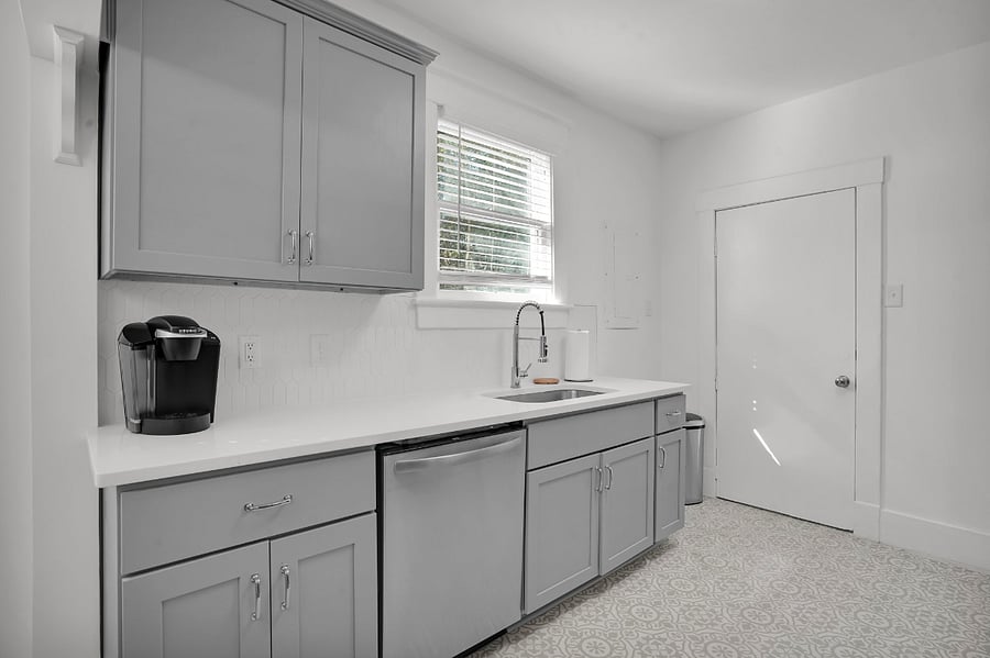 Furnished Finder property 818468_1 photo 21