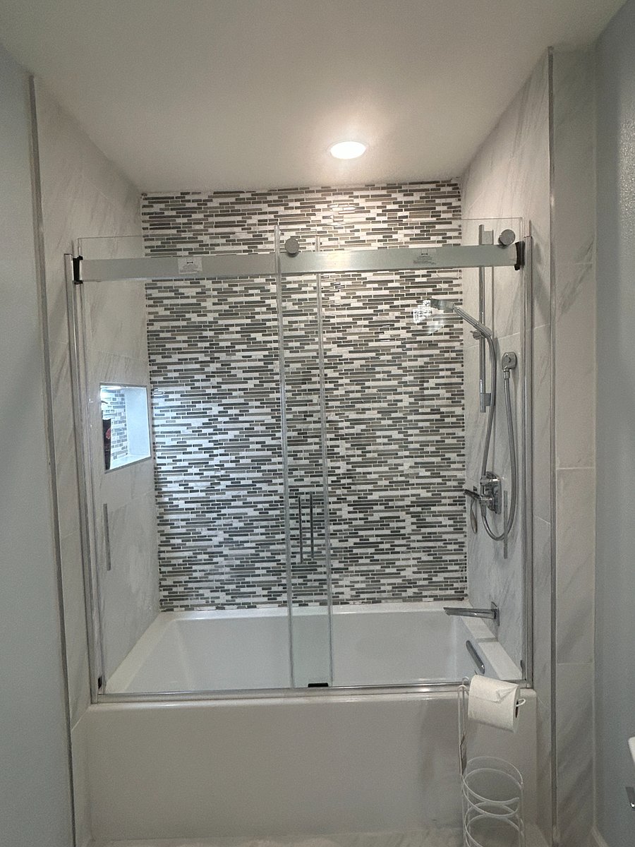Furnished Finder property 818477_1 photo 25