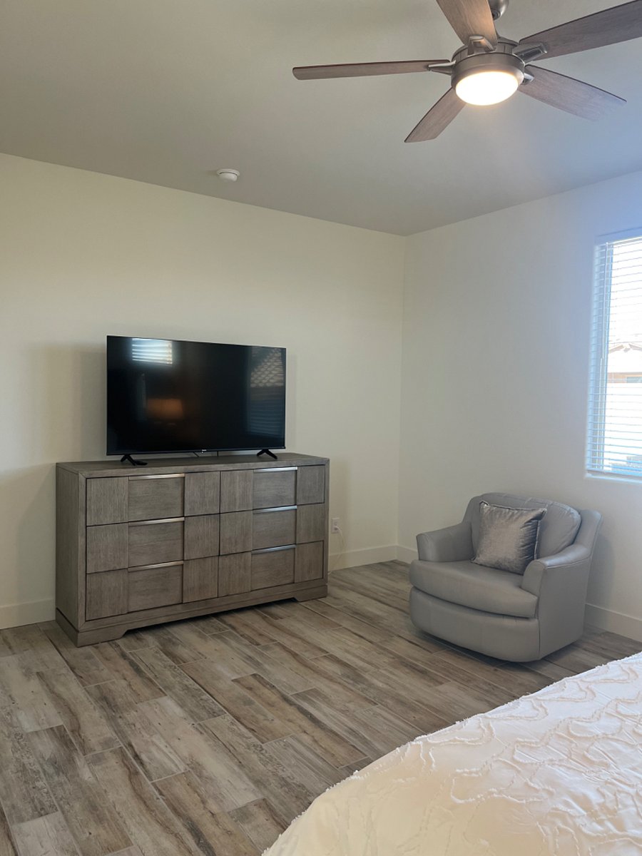 Furnished Finder property 818492_1 photo 8