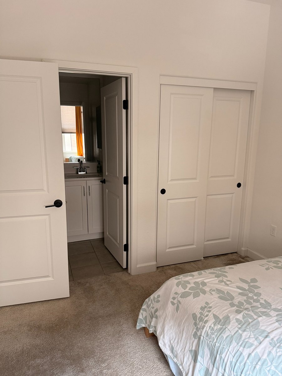 Furnished Finder property 818506_1 photo 2