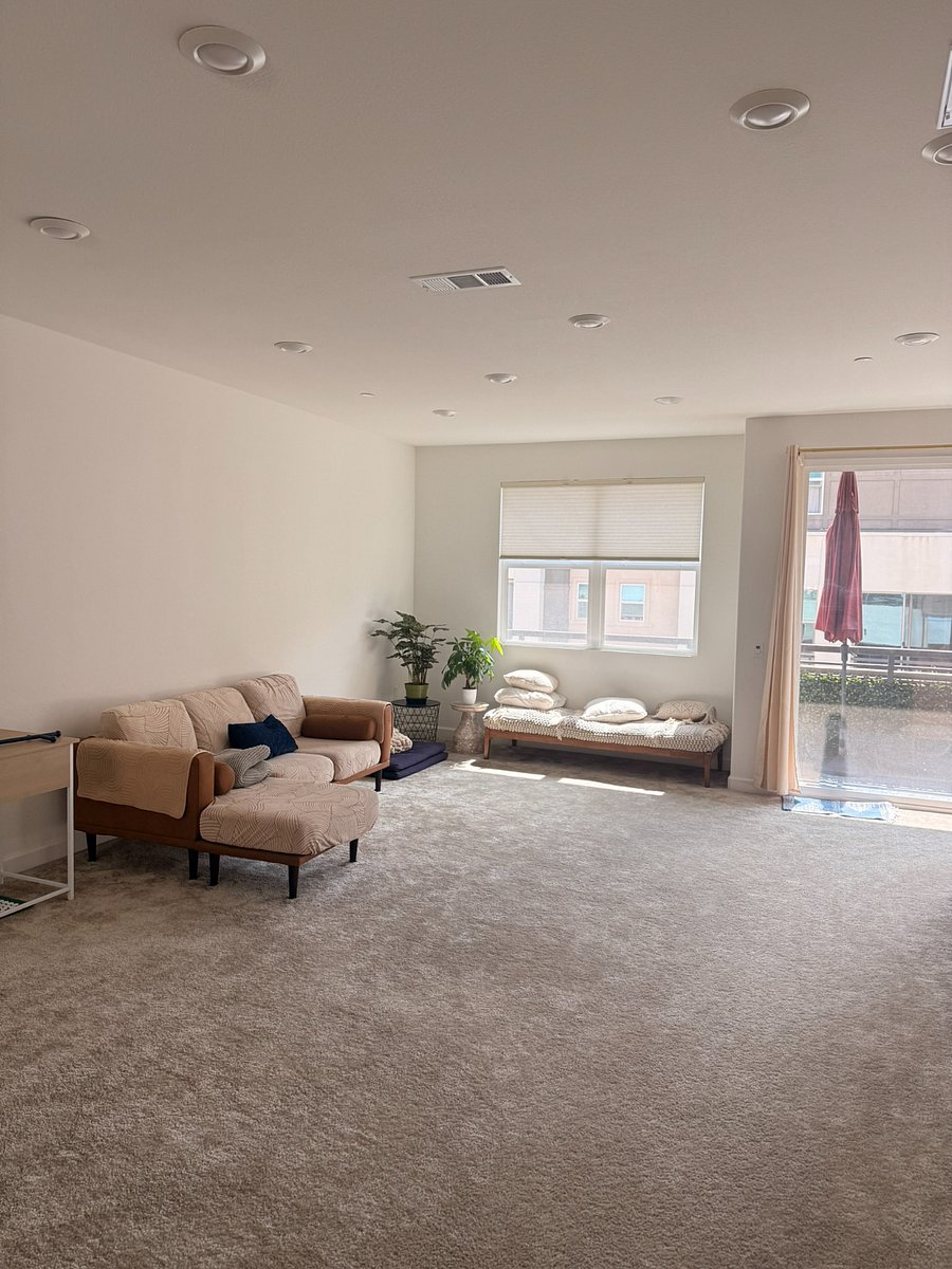 Furnished Finder property 818506_1 photo 8