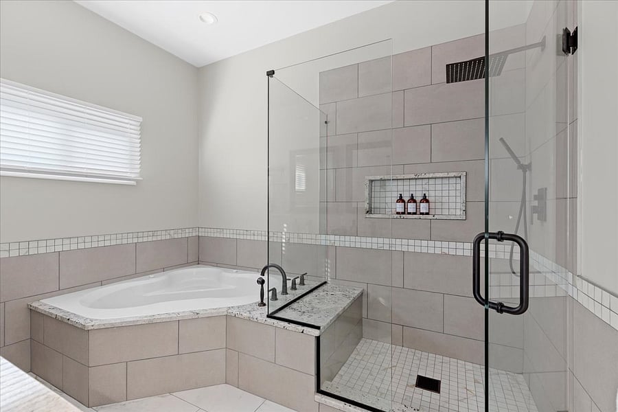 Furnished Finder property 818519_1 photo 12