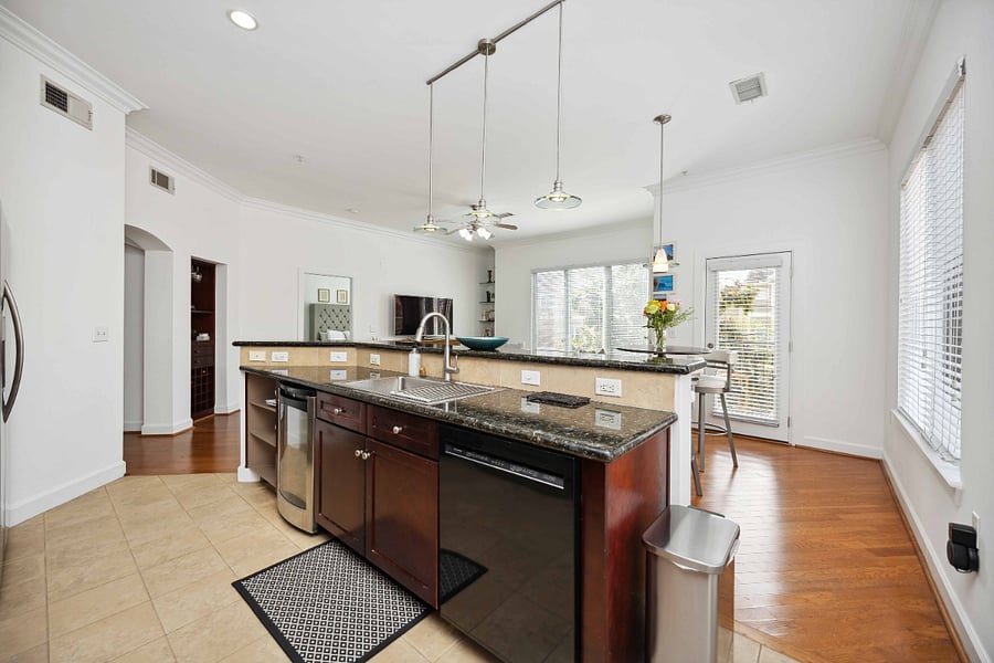 Furnished Finder property 818625_1 photo 6
