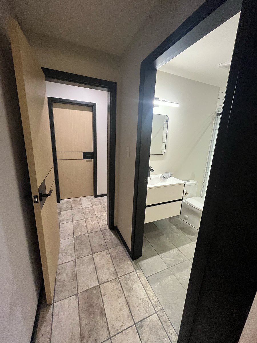 Furnished Finder property 818679_1 photo 11