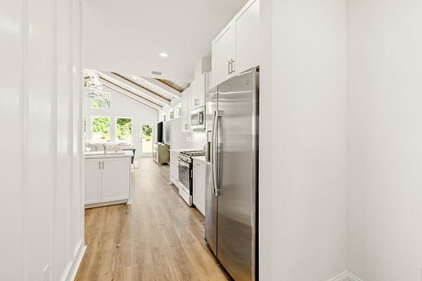 Furnished Finder property 818699_1 photo 7