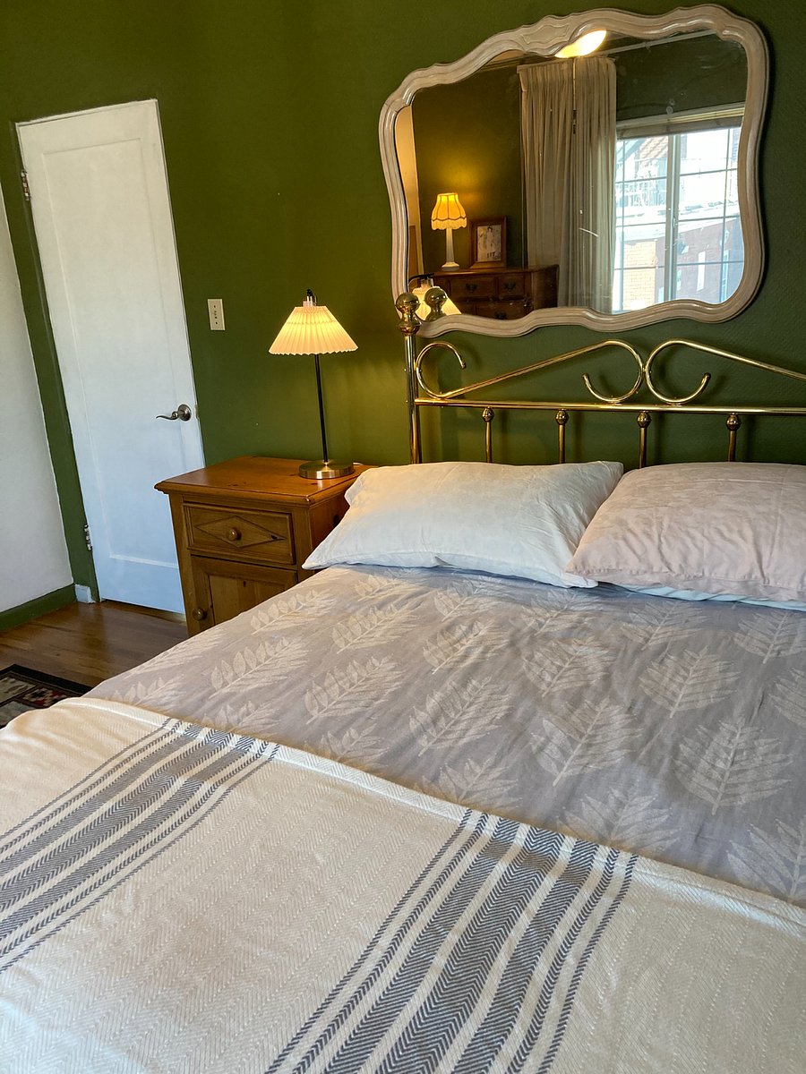 Furnished Finder property 818733_1 photo 25