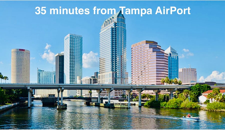 The home Apartment is well located and only 35 minutes from Tampa Airport. 