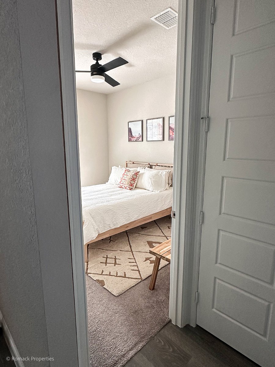 :: 1st Level ::
-1st/Downstairs Bedroom w/ Queen Bed + Walk-In Closet + Fan