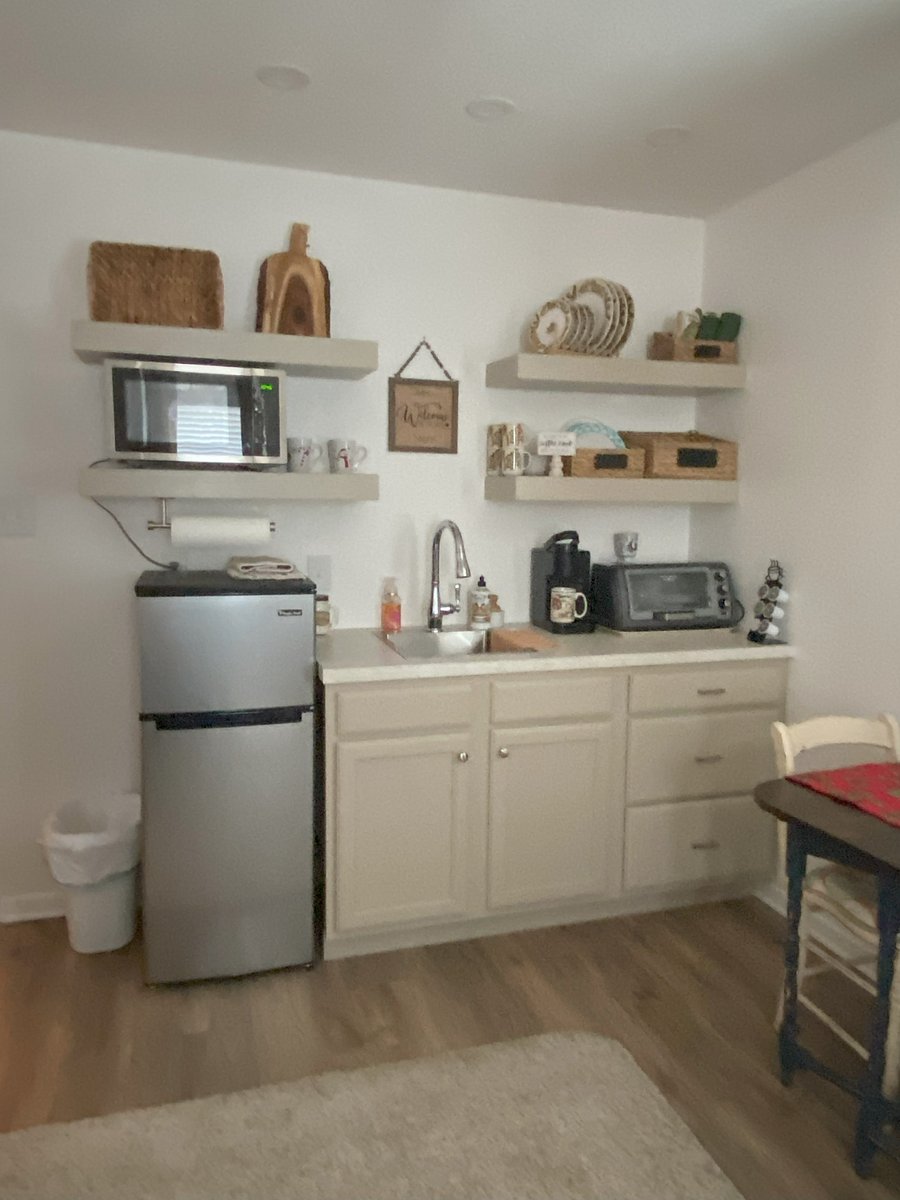 Kitchenette
