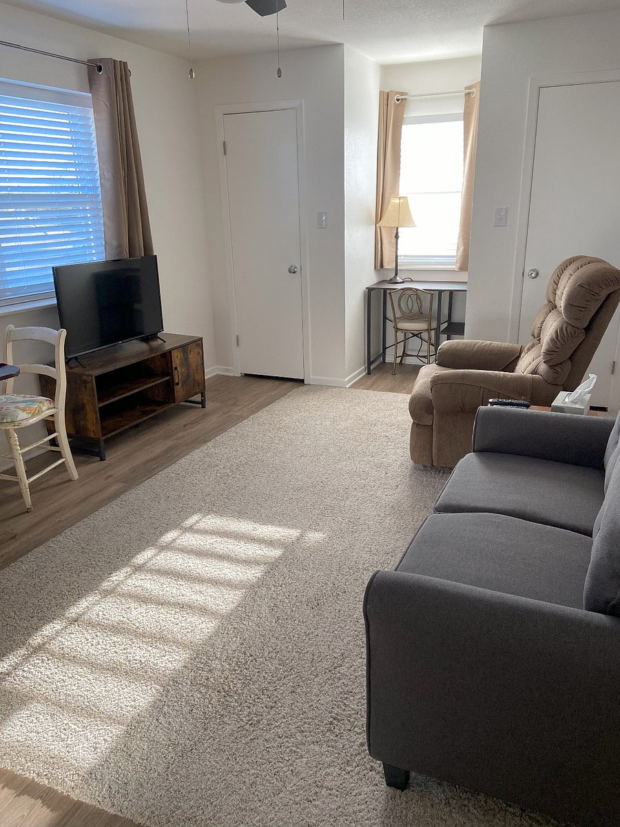 Furnished Finder property 818761_1 photo 4
