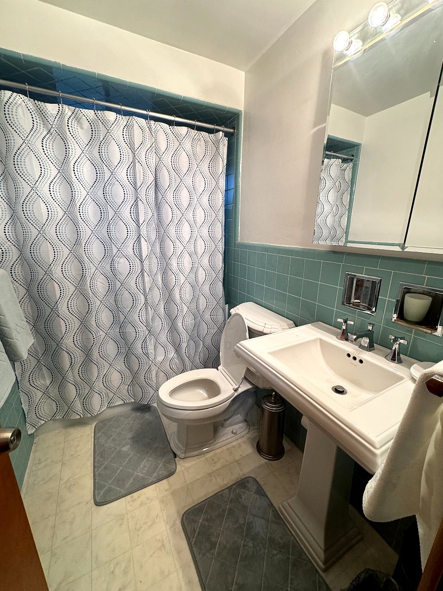 Furnished Finder property 818785_1 photo 13