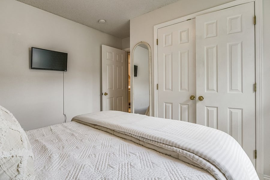 Furnished Finder property 818829_1 photo 17