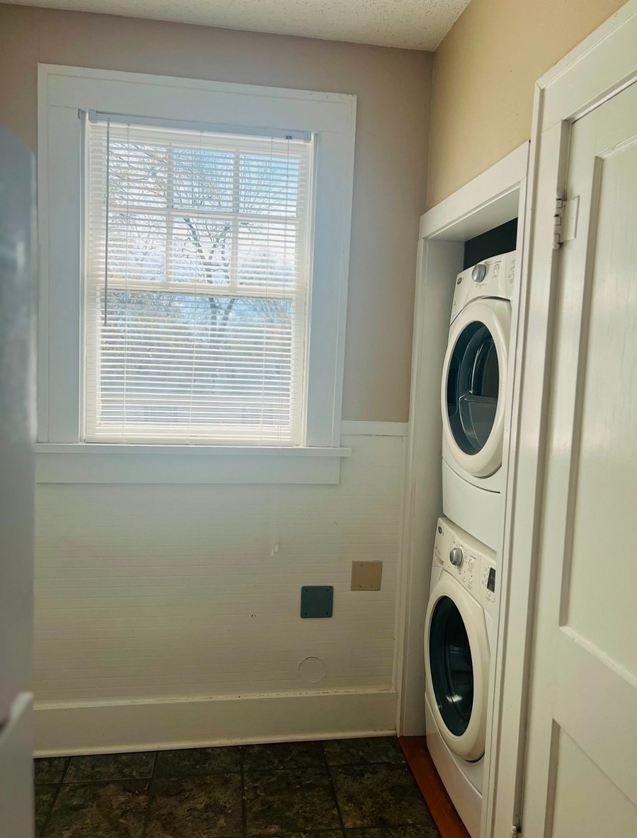 Furnished Finder property 818846_1 photo 9