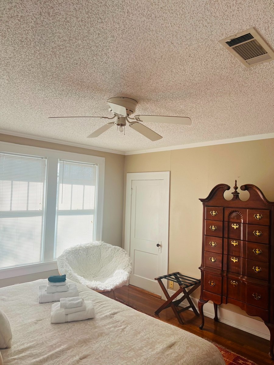 Furnished Finder property 818846_1 photo 12