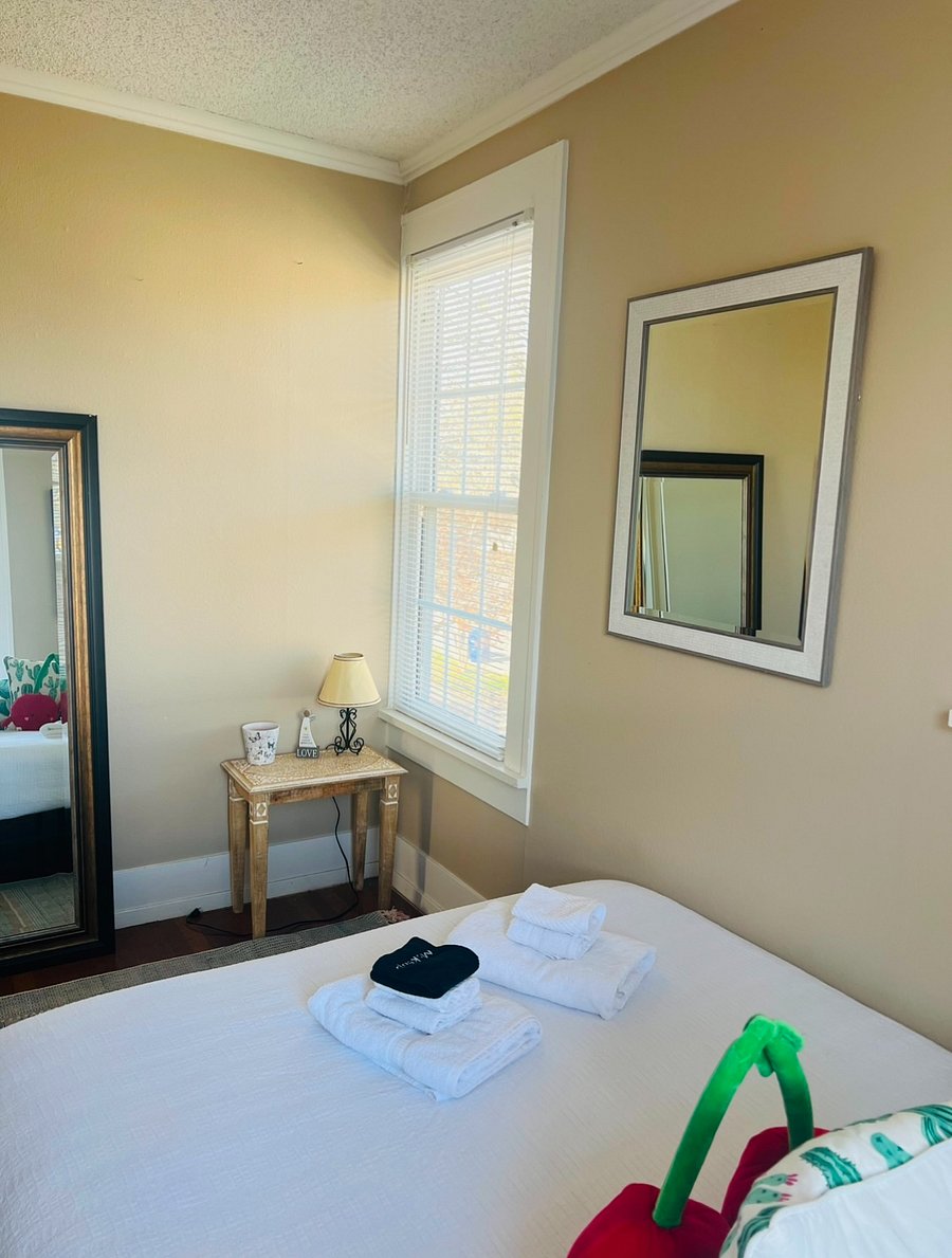 Furnished Finder property 818846_1 photo 15
