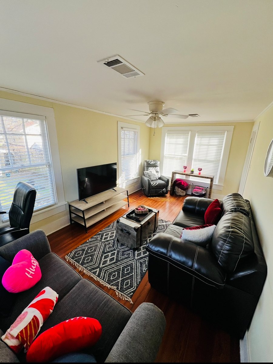 Furnished Finder property 818846_2 photo 8