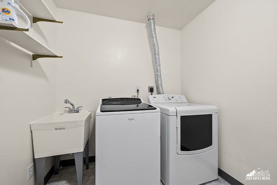 Furnished Finder property 818847_1 photo 25