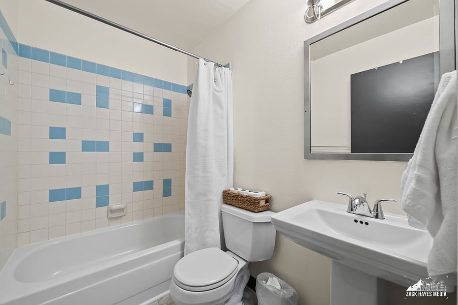 Furnished Finder property 818847_1 photo 27