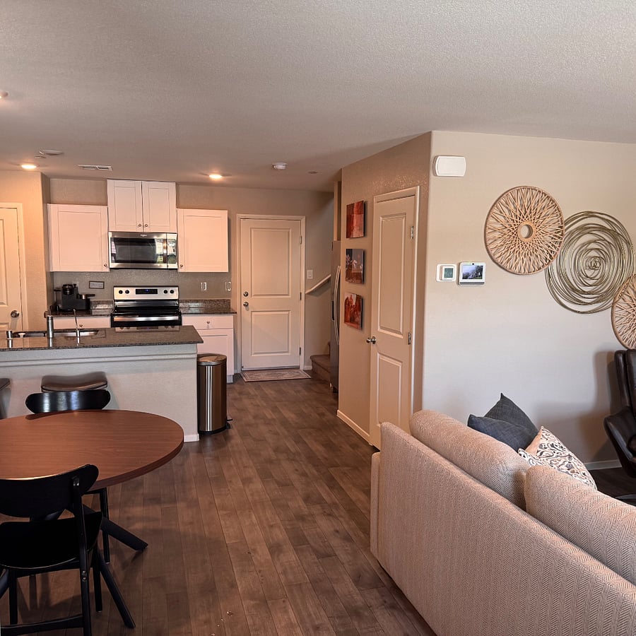 Furnished Finder property 818884_1 photo 8