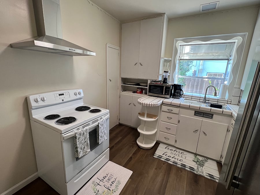 Furnished Finder property 818936_1 photo 7