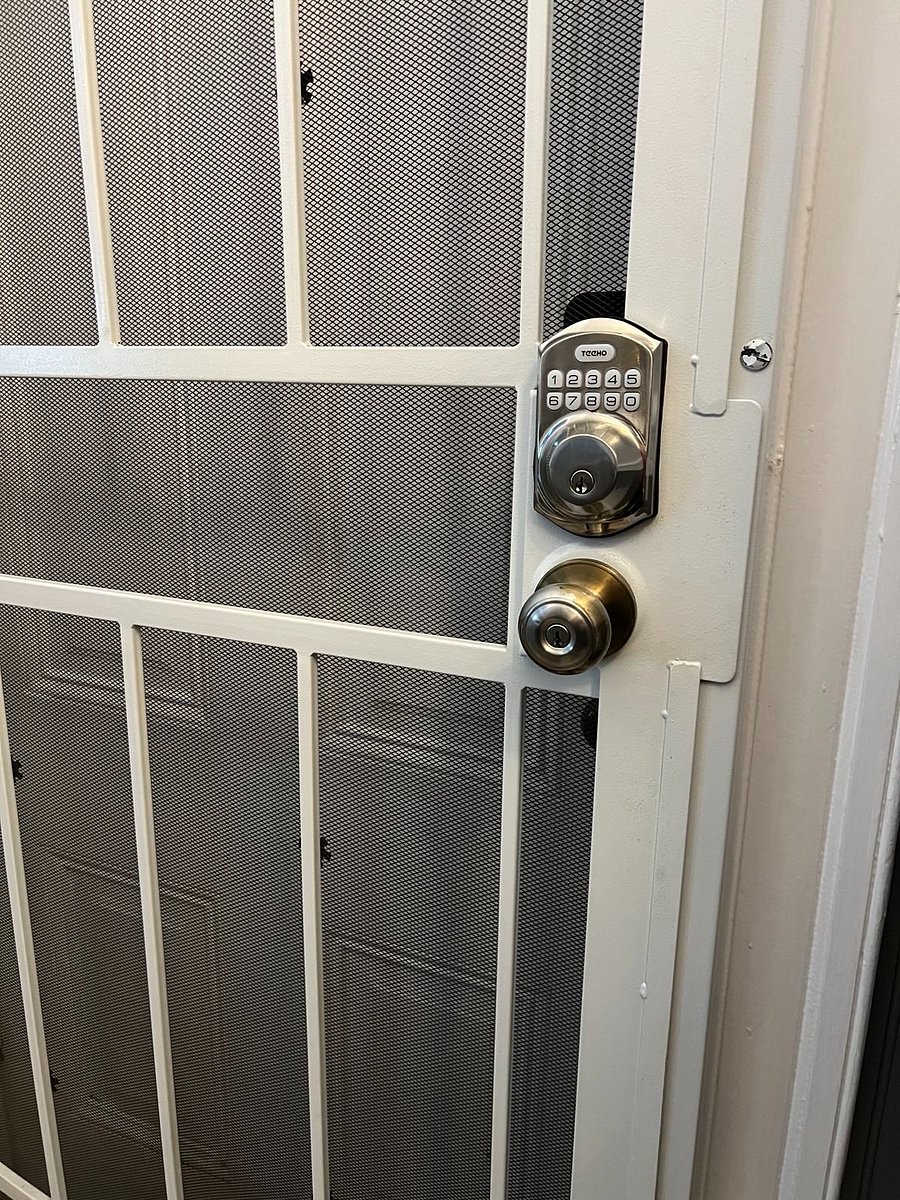 Set your own code to the entry door