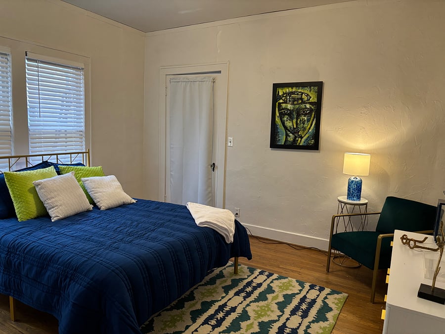 Furnished Finder property 819008_1 photo 5