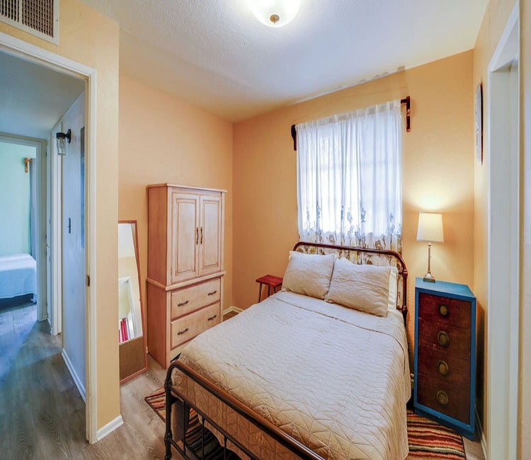 Furnished Finder property 819096_1 photo 8