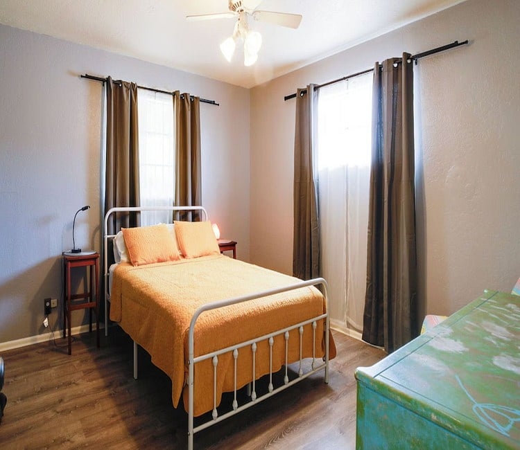 Furnished Finder property 819096_1 photo 11
