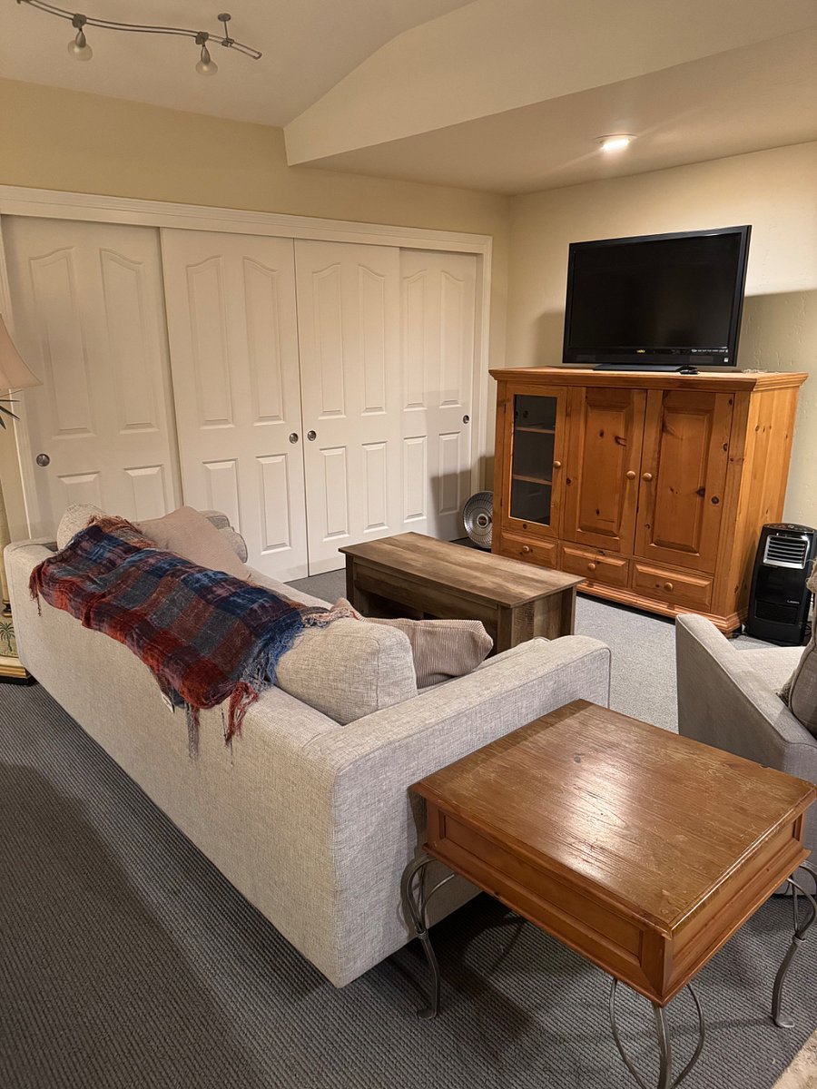 Furnished Finder property 819110_1 photo 5