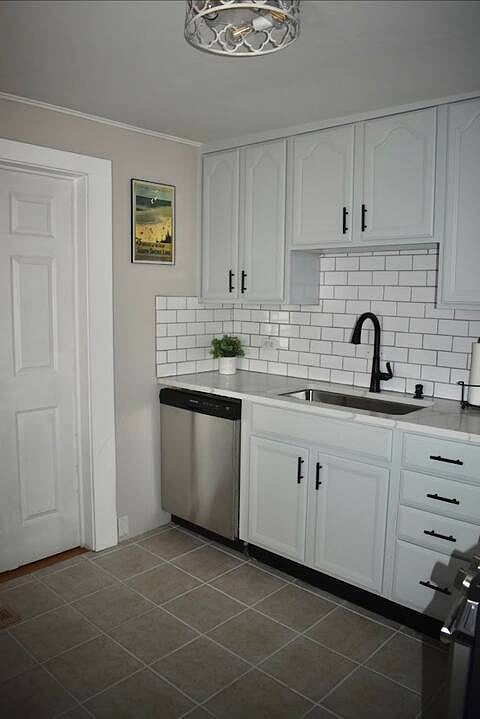 Furnished Finder property 819135_1 photo 7