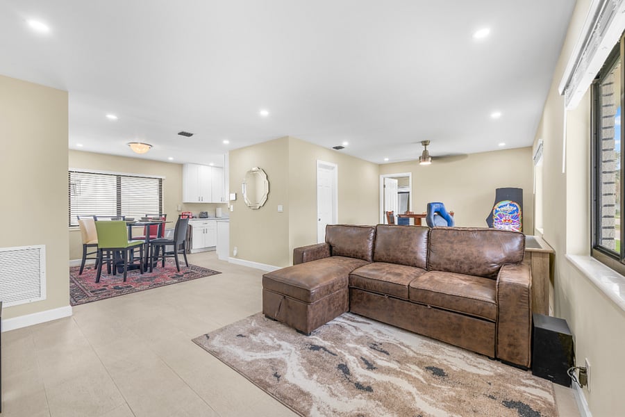 Furnished Finder property 819148_1 photo 4