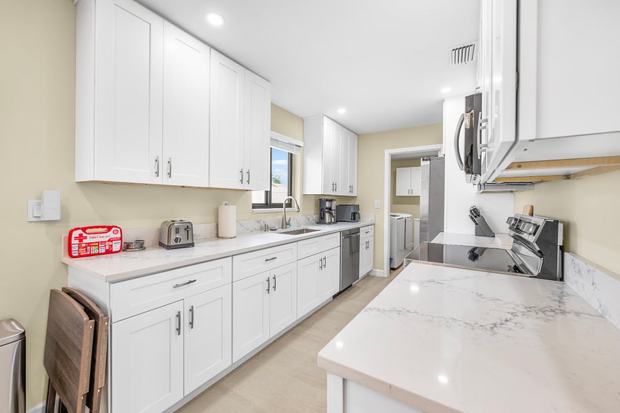 Furnished Finder property 819148_1 photo 11