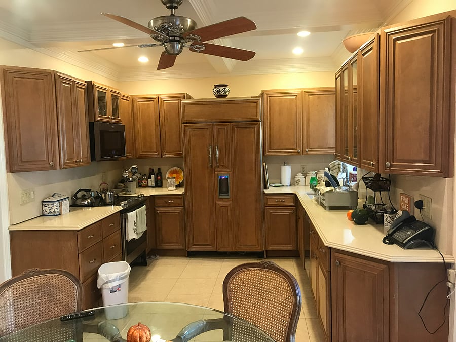 kitchen
refrigerator center