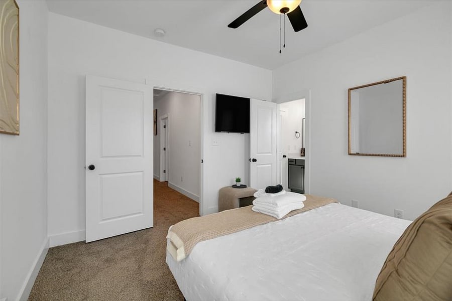 Furnished Finder property 819307_1 photo 18