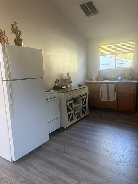 Furnished Finder property 819317_1 photo 6