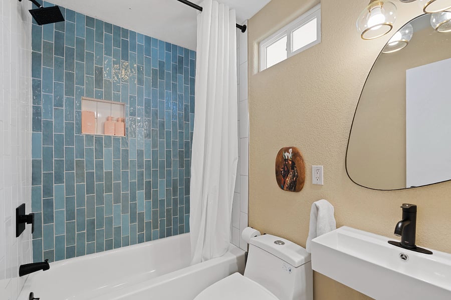 Fully Renovated Bathroom with tub and shower