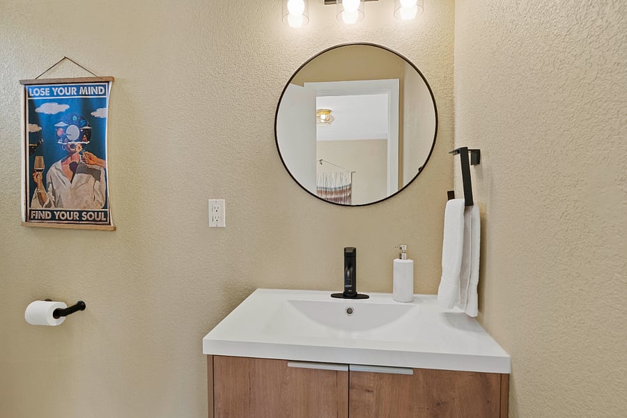 Primary En Suite Sink Area