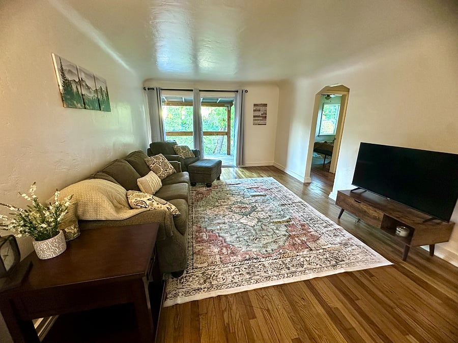 Furnished Finder property 819359_1 photo 3