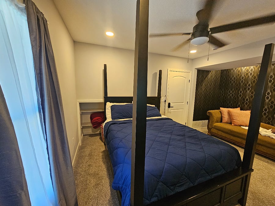 Furnished Bedroom - Private Room