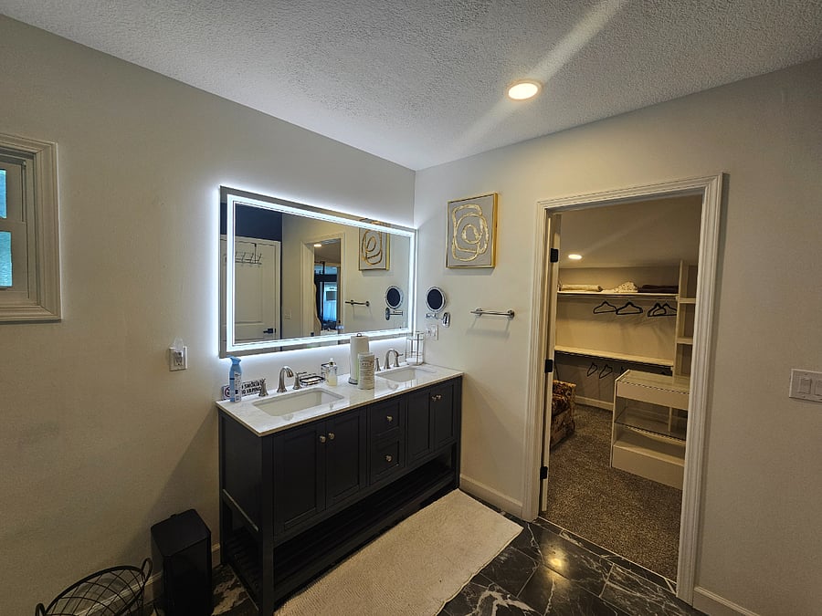 Private Bathroom - Connected To Private Bedroom