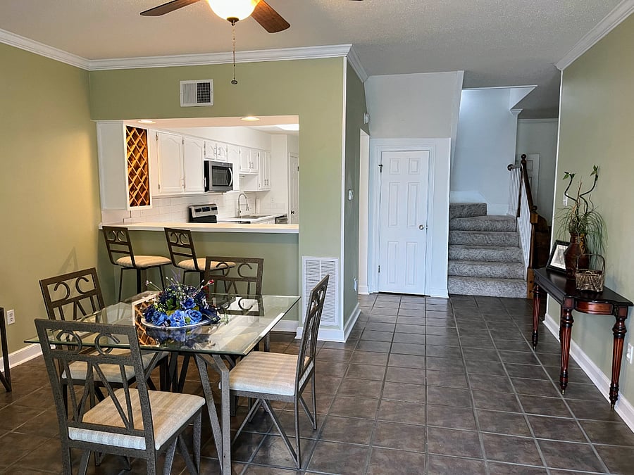 Furnished Finder property 819420_1 photo 4