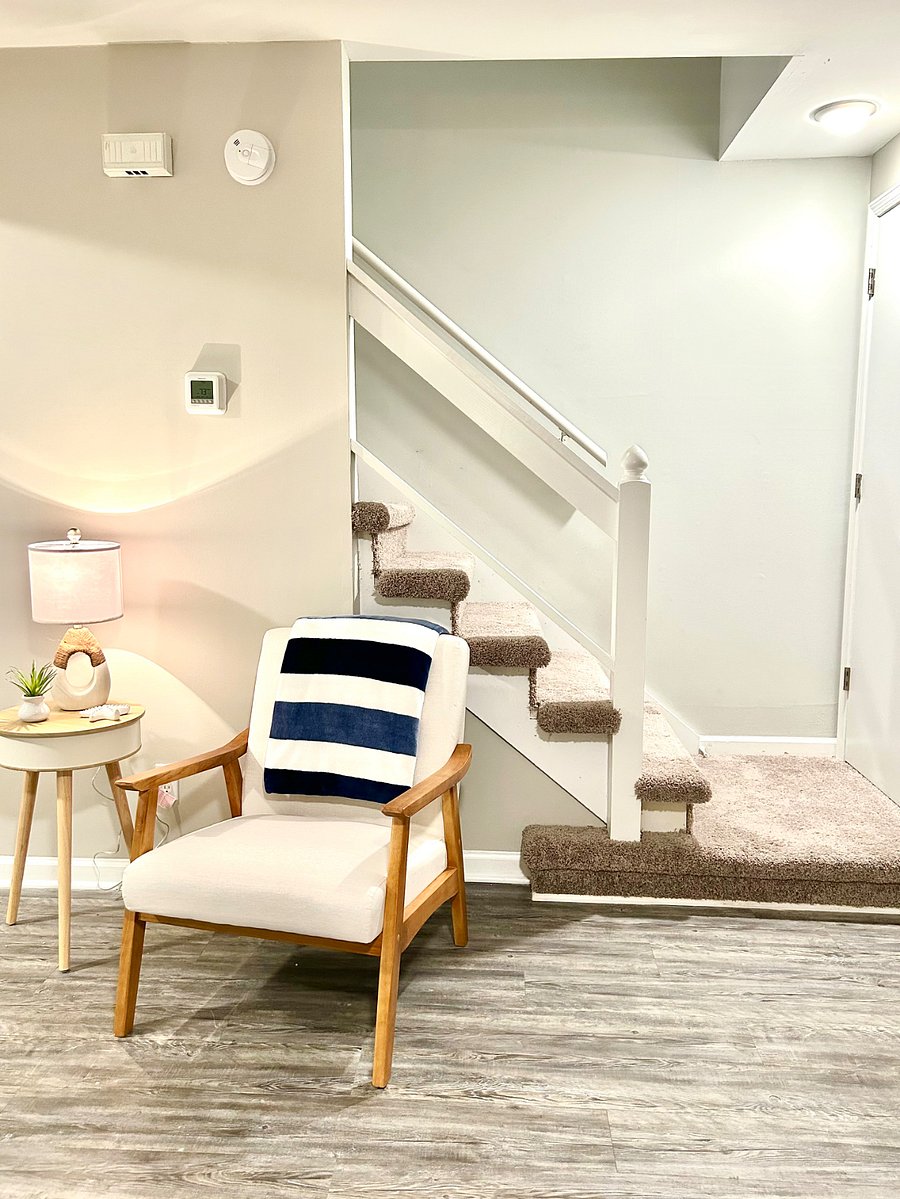 Living Room
Unit 1