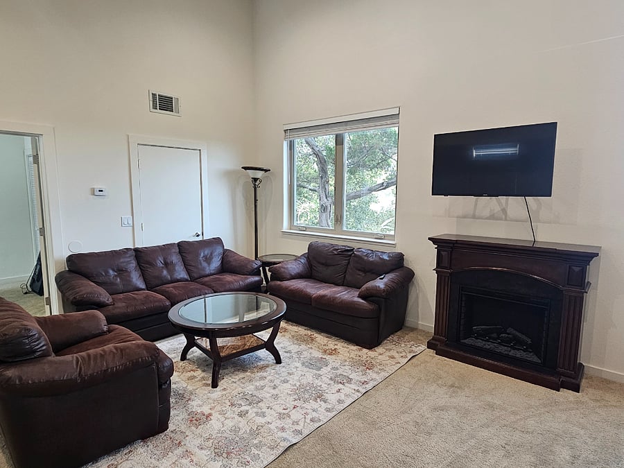 Furnished Finder property 819426_1 photo 8