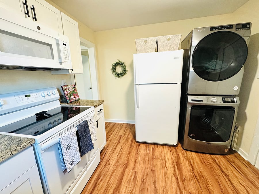 Furnished Finder property 819431_1 photo 21