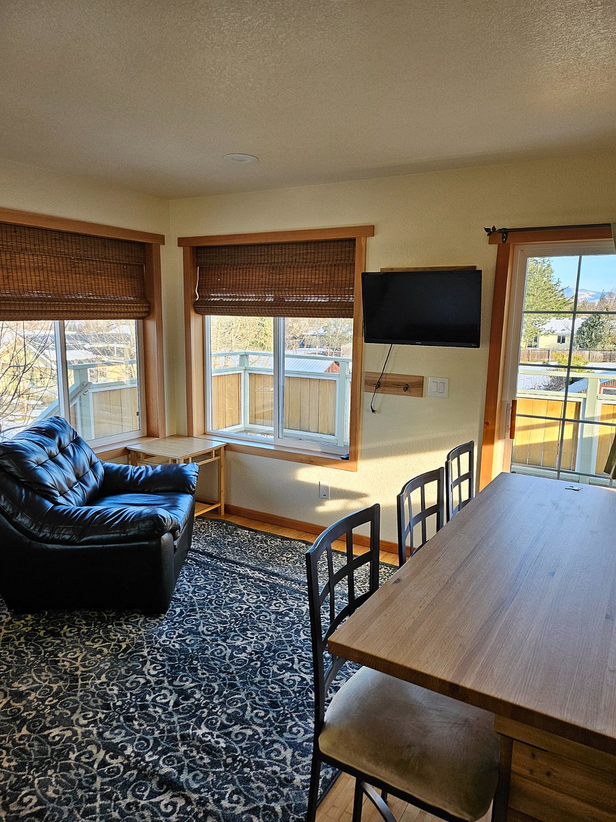Furnished Finder property 819474_1 photo 8