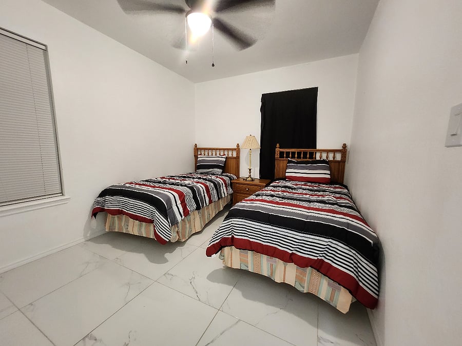 Furnished Finder property 819512_1 photo 10