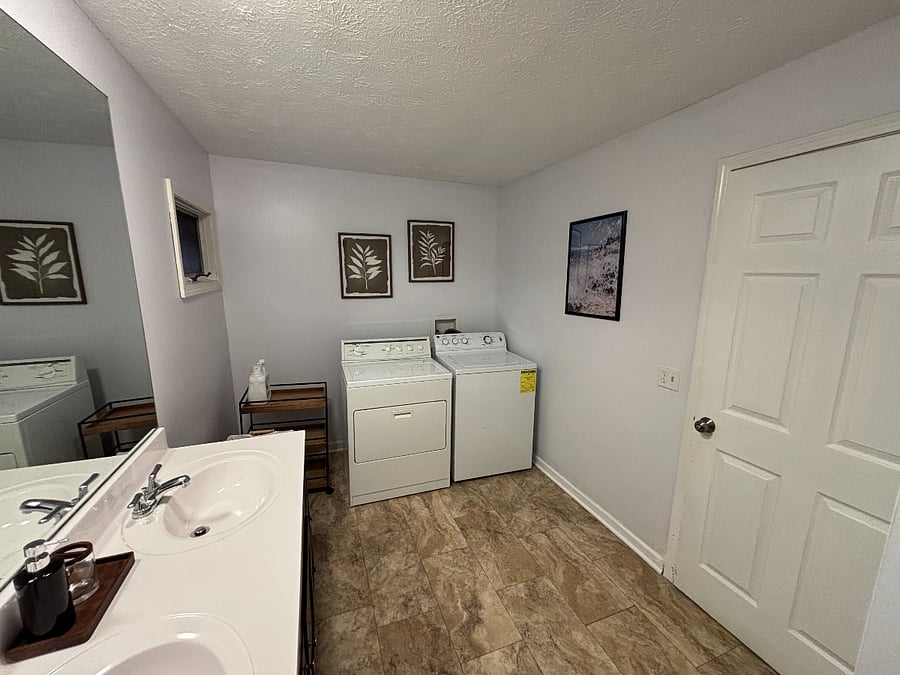 Furnished Finder property 819525_1 photo 7