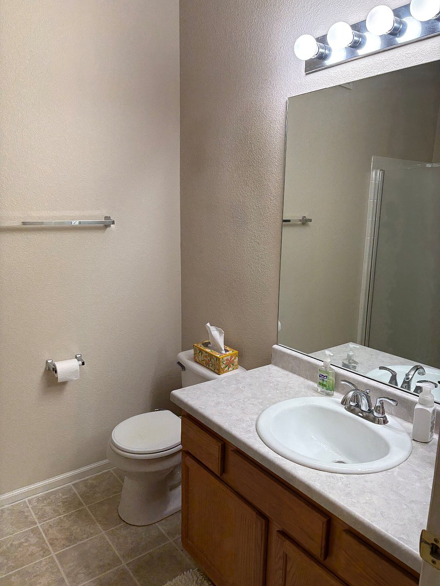 Main Bathroom