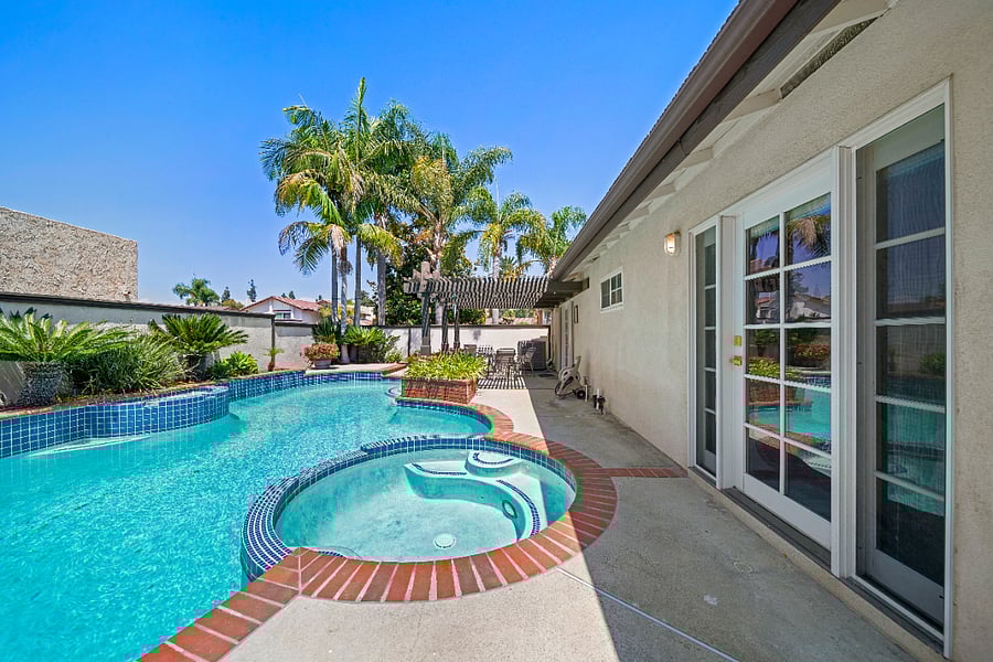 Furnished Finder property 819581_1 photo 10