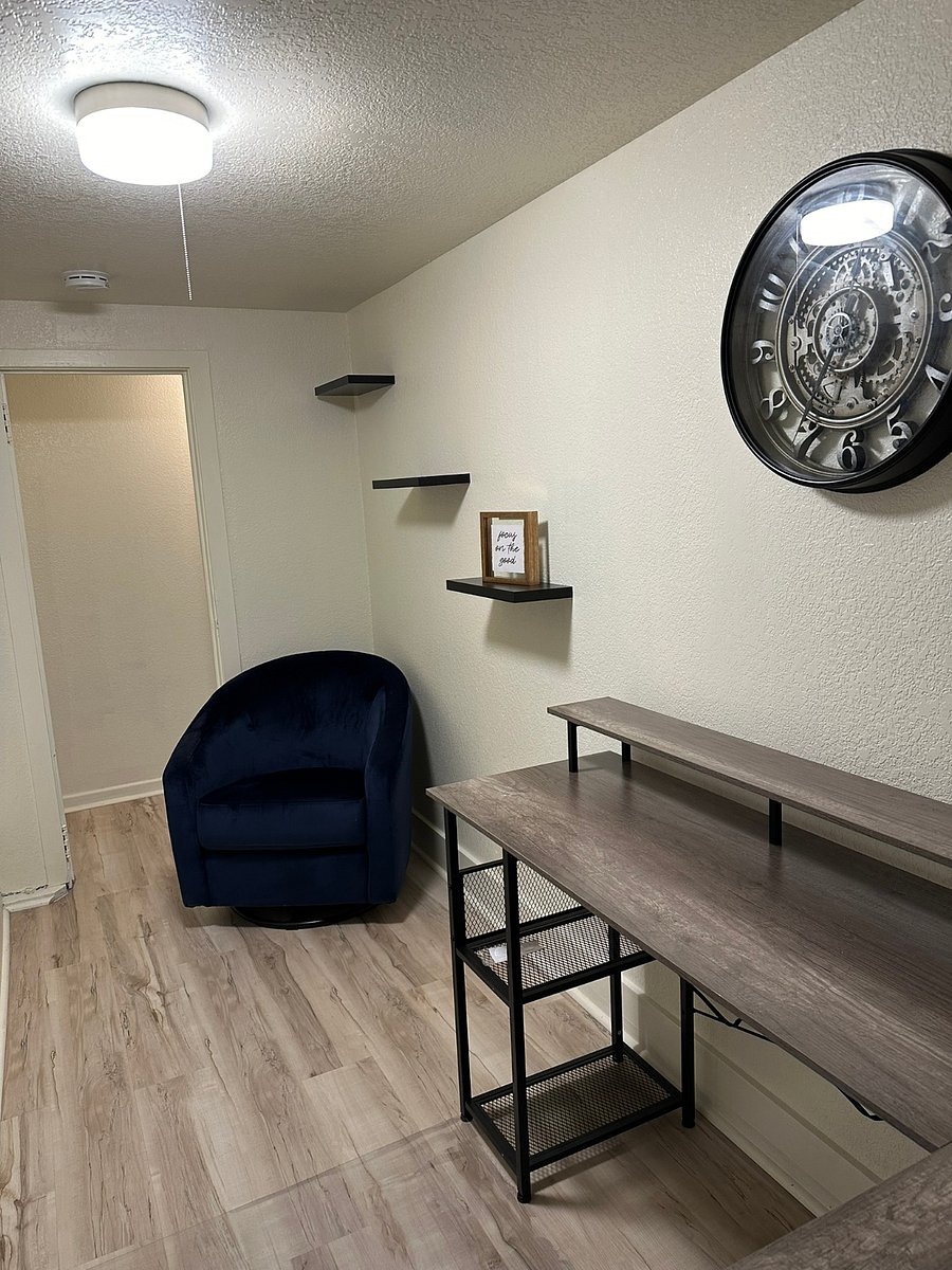 Furnished Finder property 819595_1 photo 12
